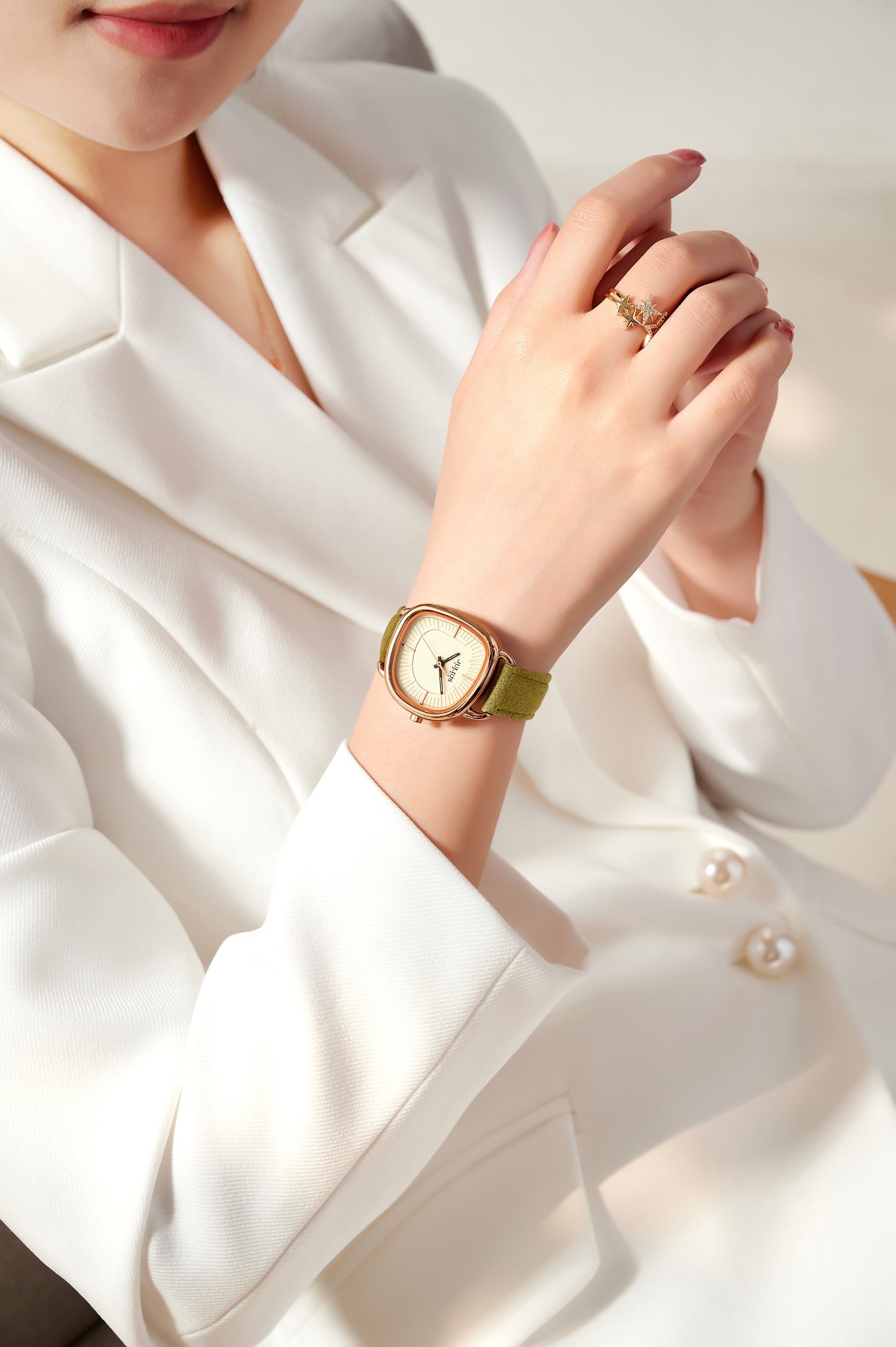 Julius Beaumont Women Leather Quartz Watch