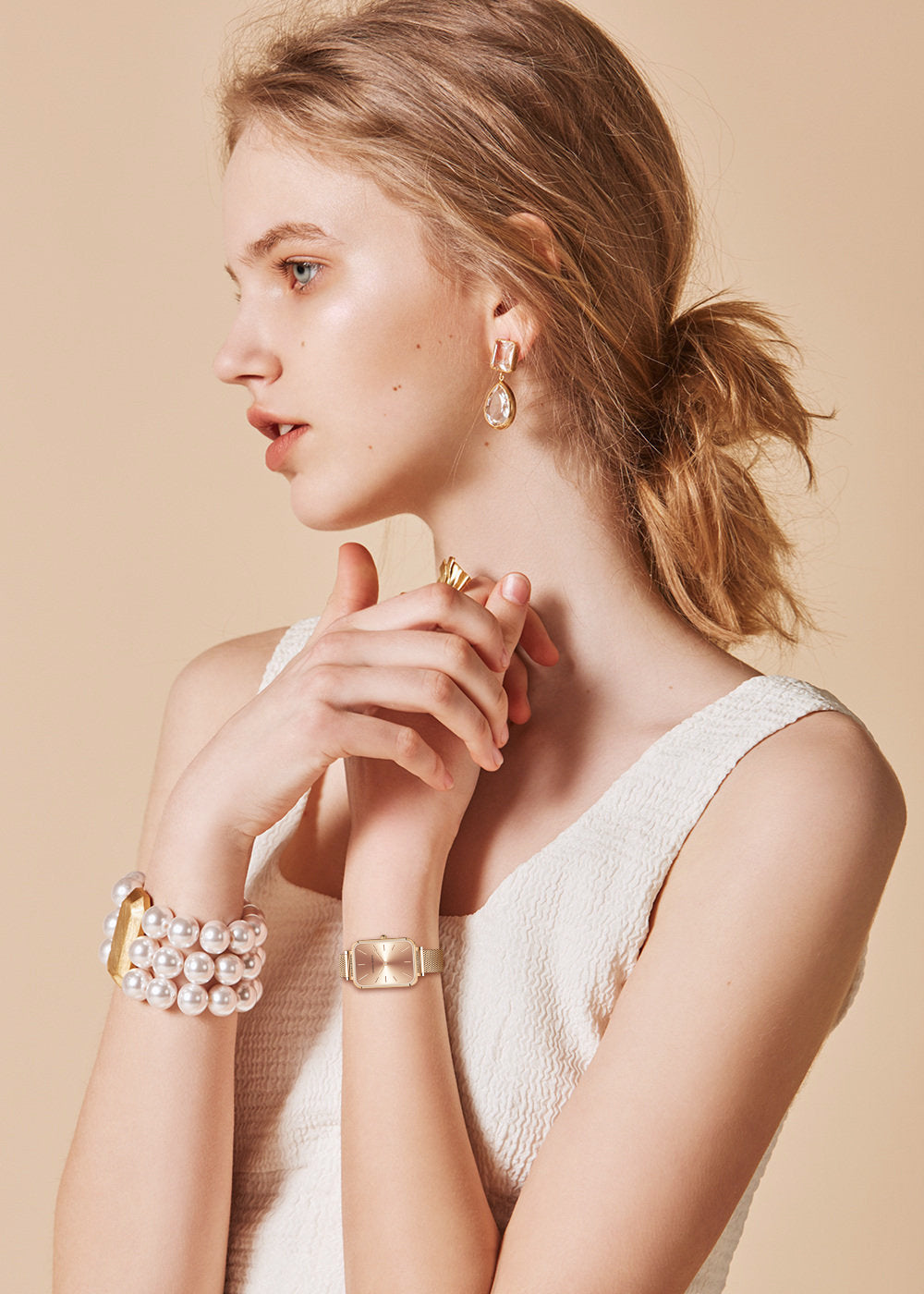 Hannah Martin Squaro Women Quartz Watch